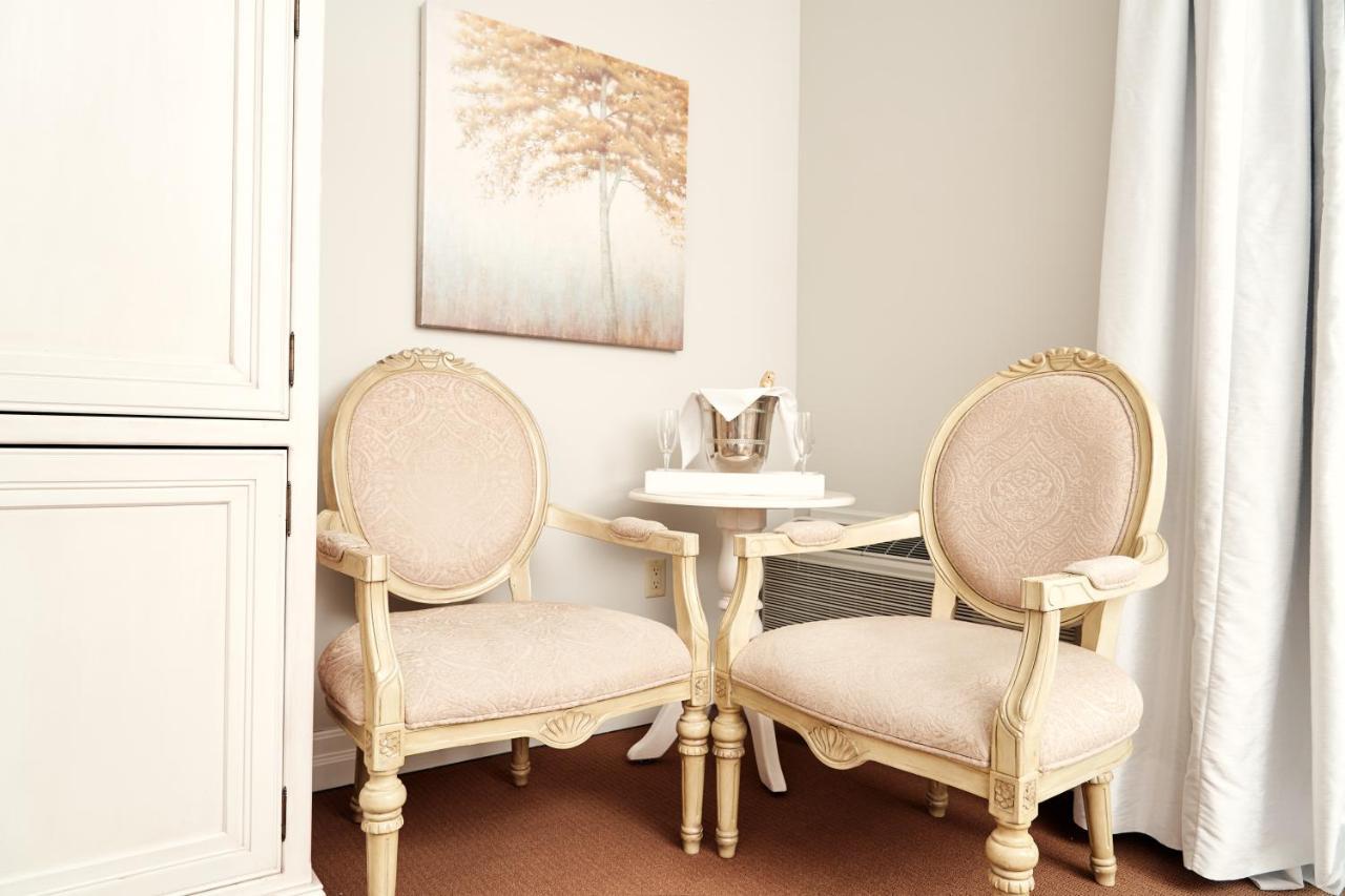 Riverrock Inn Rockland エクステリア 写真